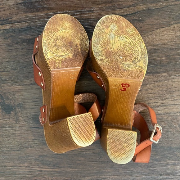 Vintage Limelight  Vegan Platform Sandals Shoe - Picture 10 of 13